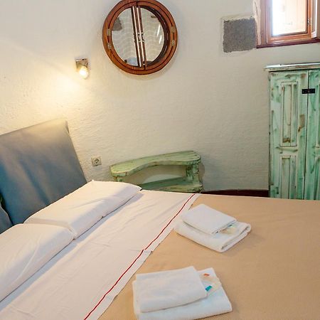 Limnoswindmills Apartment Kontias Екстериор снимка