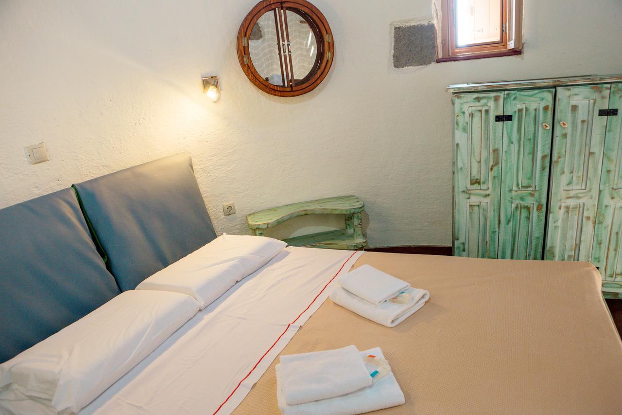Limnoswindmills Apartment Kontias Екстериор снимка